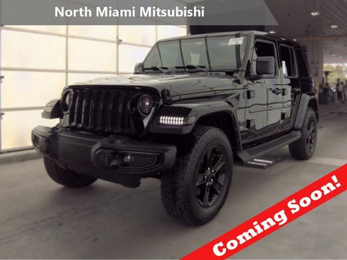 Used 2022 Jeep Wrangler Unlimited Sahara AWD/4WD image 1