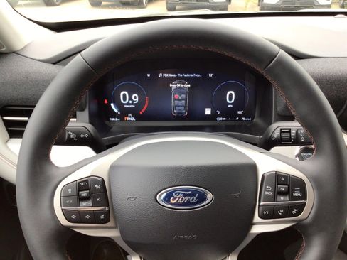 New 2026 Ford Explorer Active w/ Active Comfort Package image 14