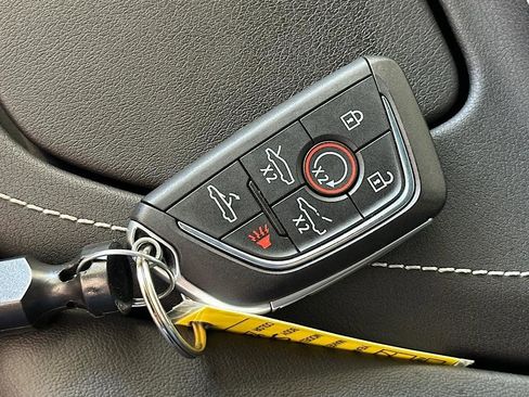 Used 2021 Chevrolet Corvette Stingray Preferred Conv w/ Battery Protection Package RWD image 32
