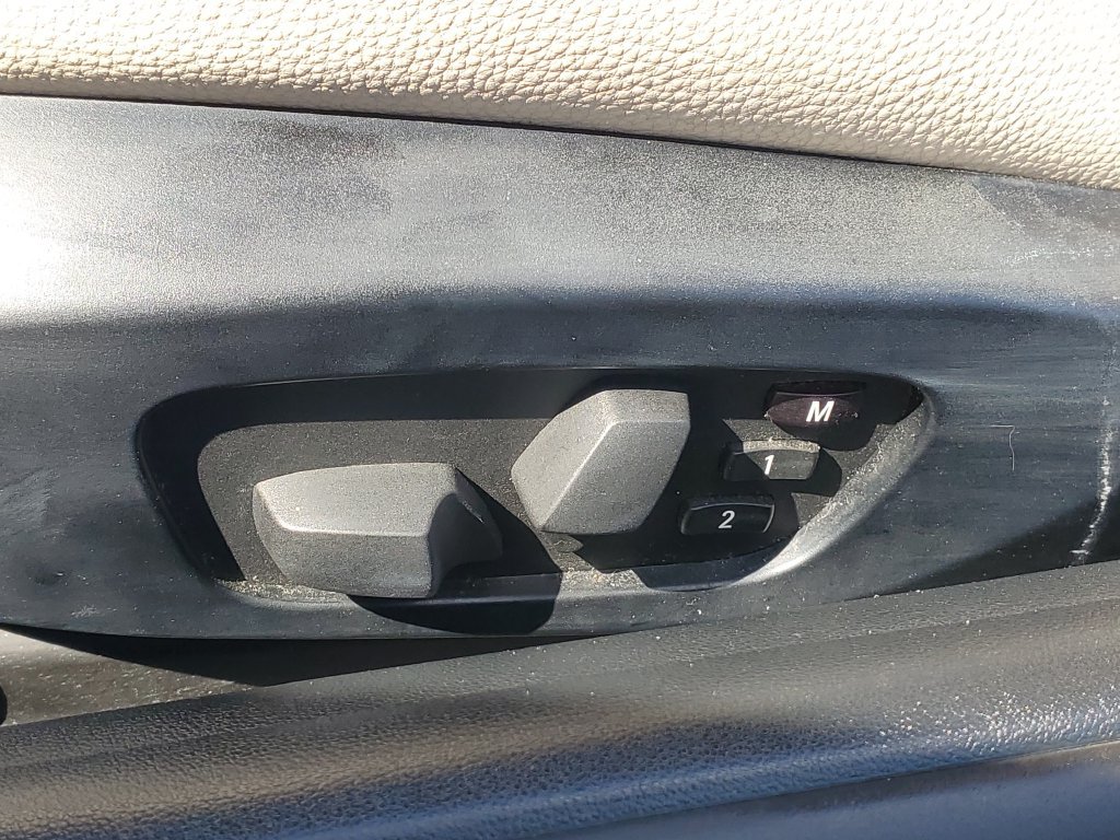 Used 2013 BMW 328i Convertible RWD image 6