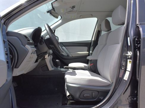 Used 2018 Subaru Forester 2.5i Premium AWD/4WD image 10
