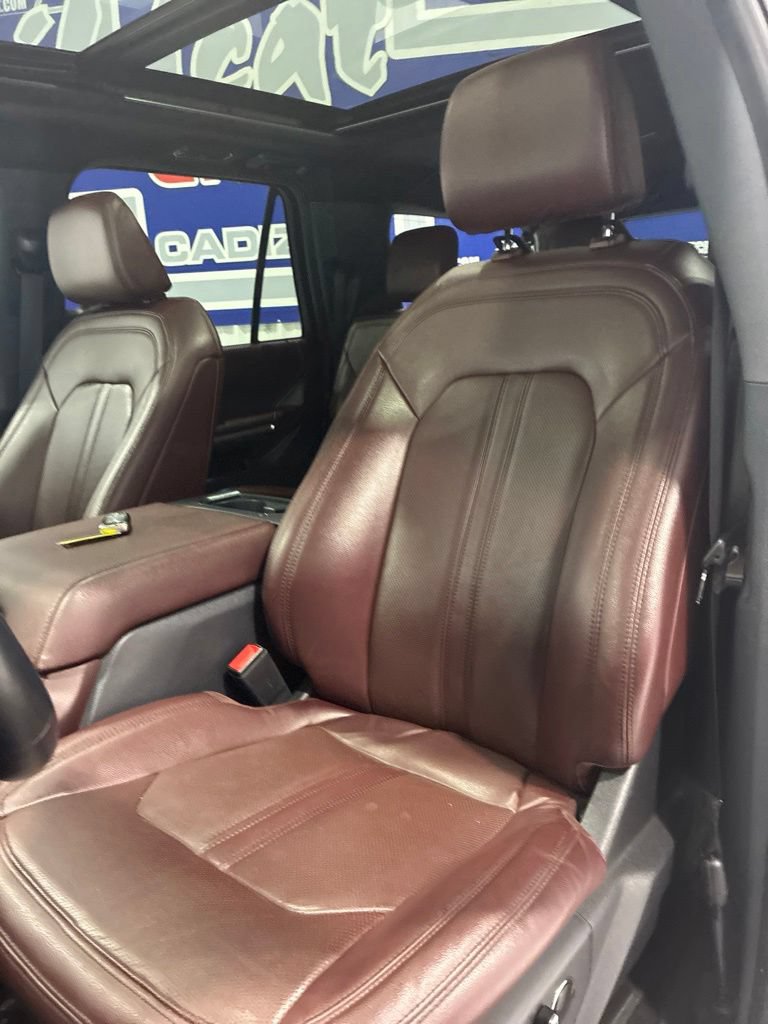 Used 2022 Ford Expedition Max Limited AWD/4WD image 14