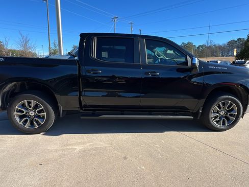 Used 2025 Chevrolet Silverado 1500 LT image 7
