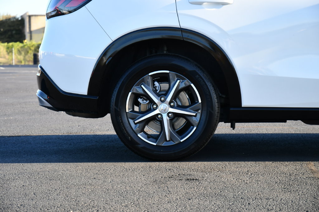 Used 2025 Honda HR-V EX-L image 10