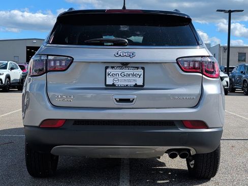 Used 2022 Jeep Compass Limited AWD/4WD image 7