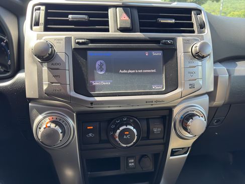 Used 2016 Toyota 4Runner SR5 Premium AWD/4WD image 12