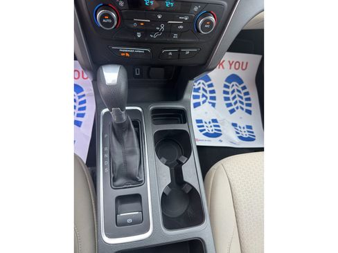 Used 2017 Ford Escape SE FWD image 20