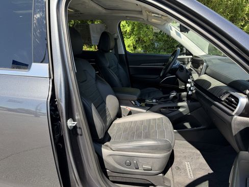 Used 2024 Kia Telluride SX Prestige AWD/4WD image 21