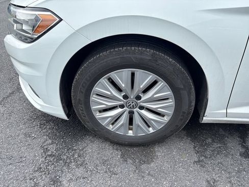 Used 2019 Volkswagen Jetta S w/ Driver Assistance Package FWD image 9