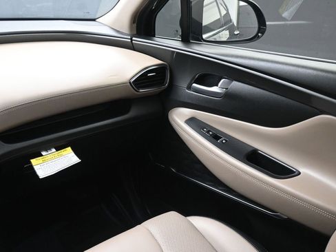 Used 2023 Hyundai Santa Fe SEL w/ Premium Package image 15