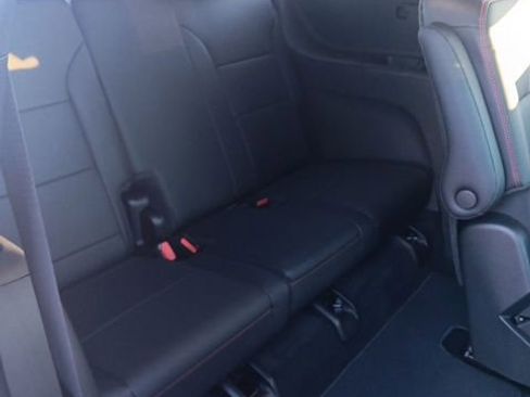 New 2026 Chevrolet Traverse RS image 25