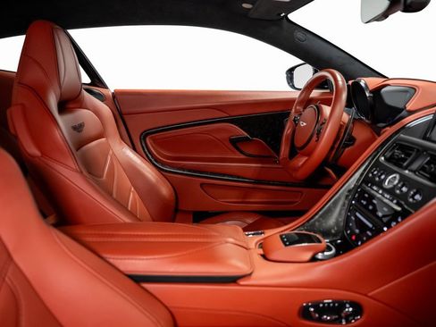 Used 2019 Aston Martin DBS Superleggera image 63