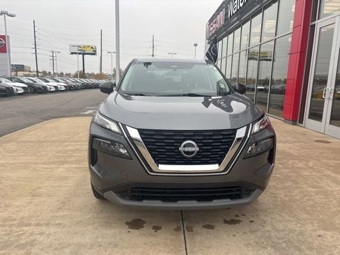 Certified 2023 Nissan Rogue S image 3