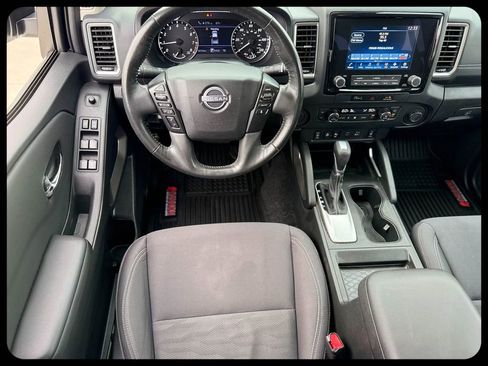 Used 2024 Nissan Frontier SV w/ SV Convenience Package RWD image 28