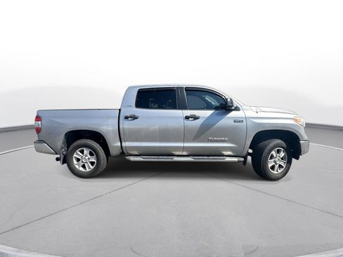 Used 2016 Toyota Tundra SR5 w/ SR5 Upgrade Package AWD/4WD image 5