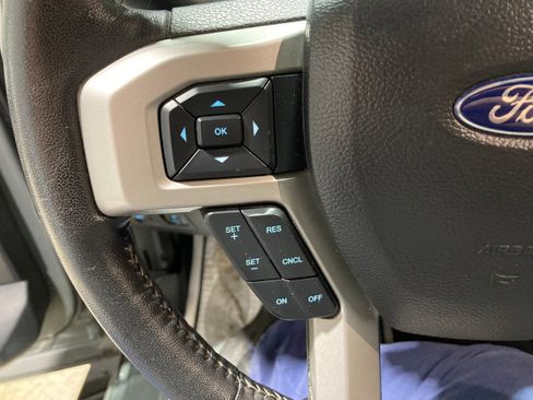 Used 2019 Ford F150 Lariat image 25