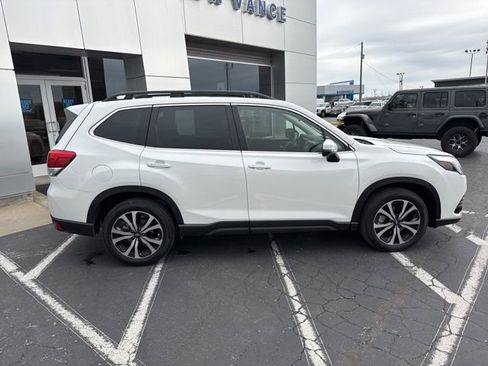 Used 2023 Subaru Forester Limited image 6