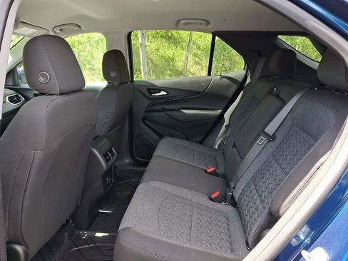 Used 2023 Chevrolet Equinox LT AWD/4WD image 11