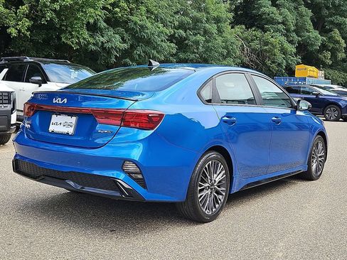 Certified 2023 Kia Forte GT-Line w/ GT-Line Technology Package FWD image 7