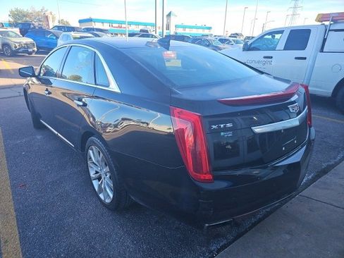 Used 2017 Cadillac XTS Luxury image 5