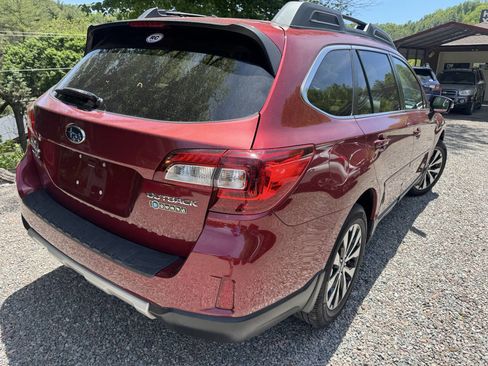 Used 2015 Subaru Outback 2.5i Limited AWD/4WD image 6
