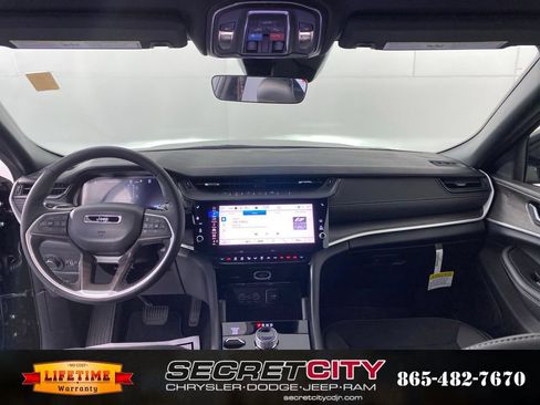 New 2026 Jeep Grand Cherokee L 4WD image 27