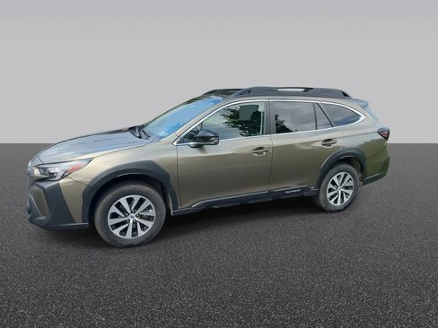 Used 2024 Subaru Outback Premium AWD/4WD image 5