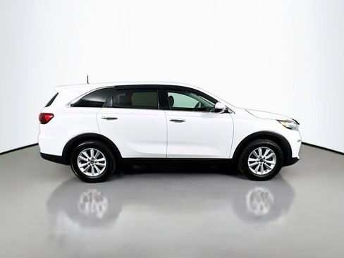 Used 2019 Kia Sorento FWD image 6