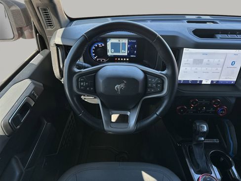 Certified 2024 Ford Bronco Black Diamond image 45