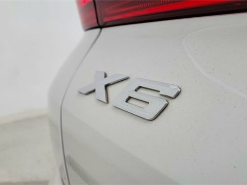 Used 2023 BMW X6 xDrive40i w/ M Sport Package image 18