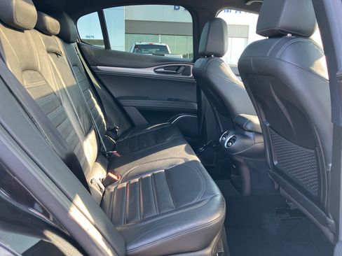 Used 2019 Alfa Romeo Stelvio Ti Sport w/ Quick Order Package 22S Sport AWD/4WD image 35