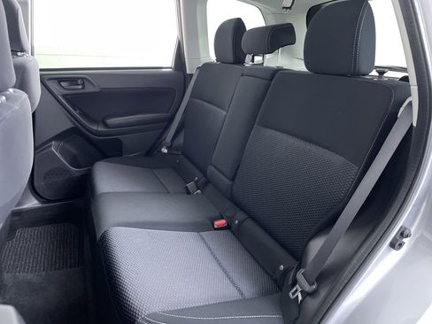 Used 2017 Subaru Forester 2.5i Premium image 20