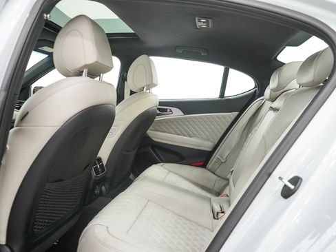 Used 2022 Genesis G70 3.3T w/ Sport Prestige Package AWD/4WD image 13