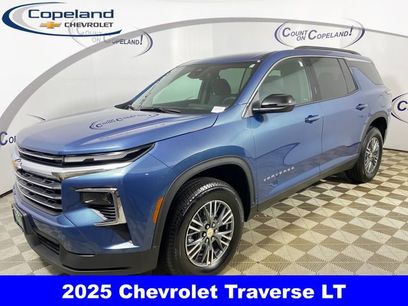 Certified 2025 Chevrolet Traverse LT