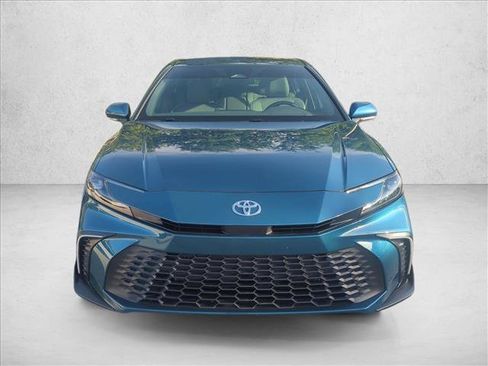 Used 2026 Toyota Camry SE FWD image 2