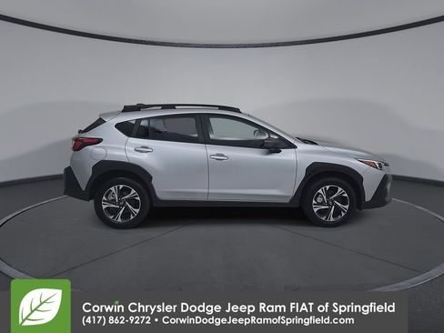 Used 2025 Subaru Crosstrek 2.5i Premium AWD/4WD image 17