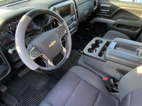 Used 2018 Chevrolet Silverado 1500 LT w/ All Star Edition image 9