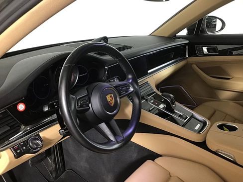 Certified 2022 Porsche Panamera 4 AWD/4WD image 4