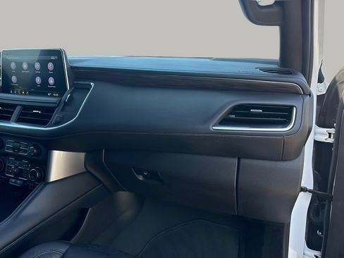 Used 2021 Chevrolet Tahoe LT RWD image 12