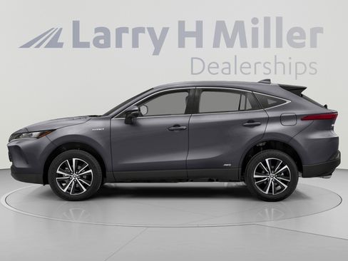 Used 2021 Toyota Venza Limited AWD/4WD image 3