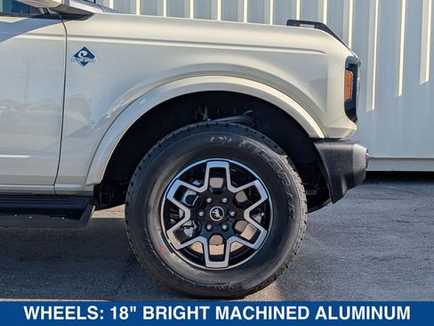 New 2026 Ford Bronco Outer Banks AWD/4WD image 12