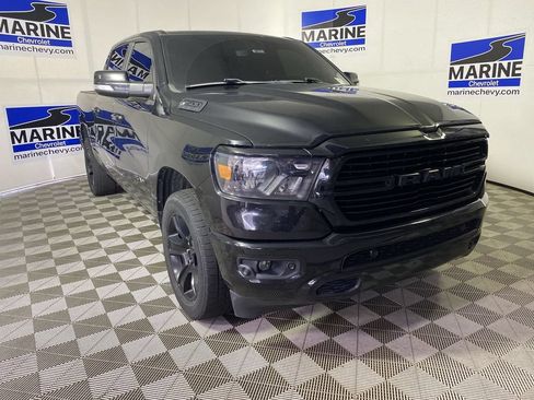 Used 2020 RAM 1500 Big Horn AWD/4WD image 1