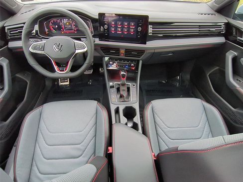 New 2026 Volkswagen Jetta GLI Autobahn FWD image 17