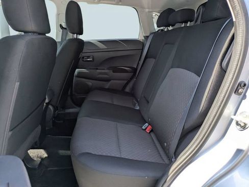 Used 2017 Mitsubishi Outlander Sport LE FWD image 18