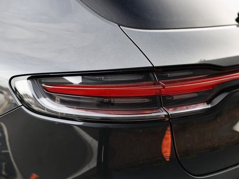 New 2026 Porsche Macan image 14