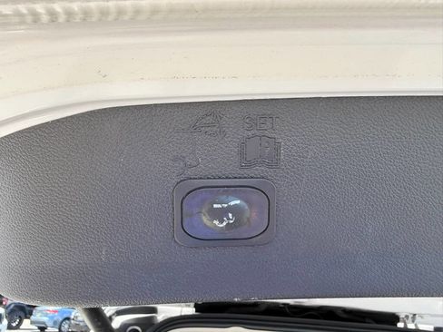 Used 2018 Ford Escape SEL image 7