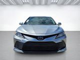 Used 2022 Toyota Camry XLE image 3