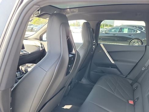 Used 2024 BMW iX xDrive50 w/ Sport Package AWD/4WD image 14