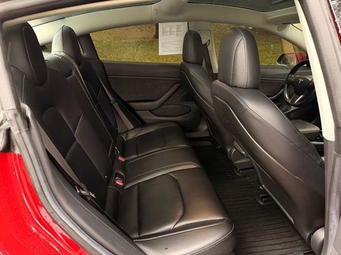 Used 2018 Tesla Model 3 Long Range RWD image 35