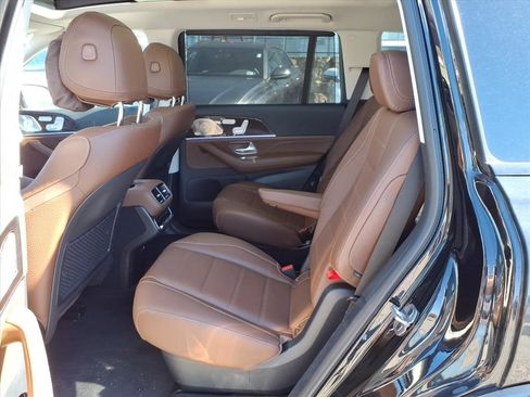 New 2026 Mercedes-Benz GLS 450 4MATIC image 12